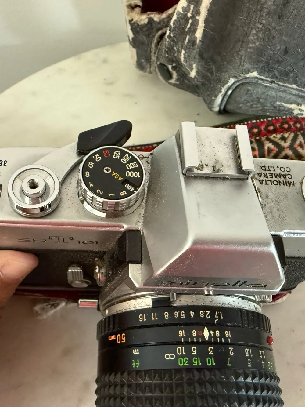 Vintage Minolta Camera SRT101 /w strap, case as is